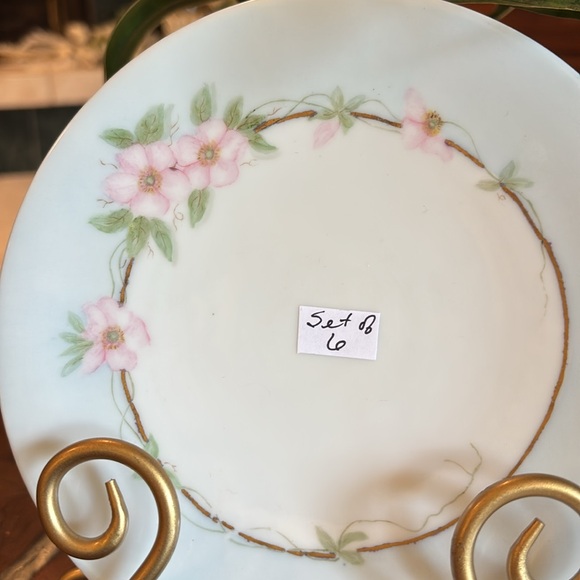 Antique Bavaria Hand Crafted Porcelain Plates - Picture 3 of 16